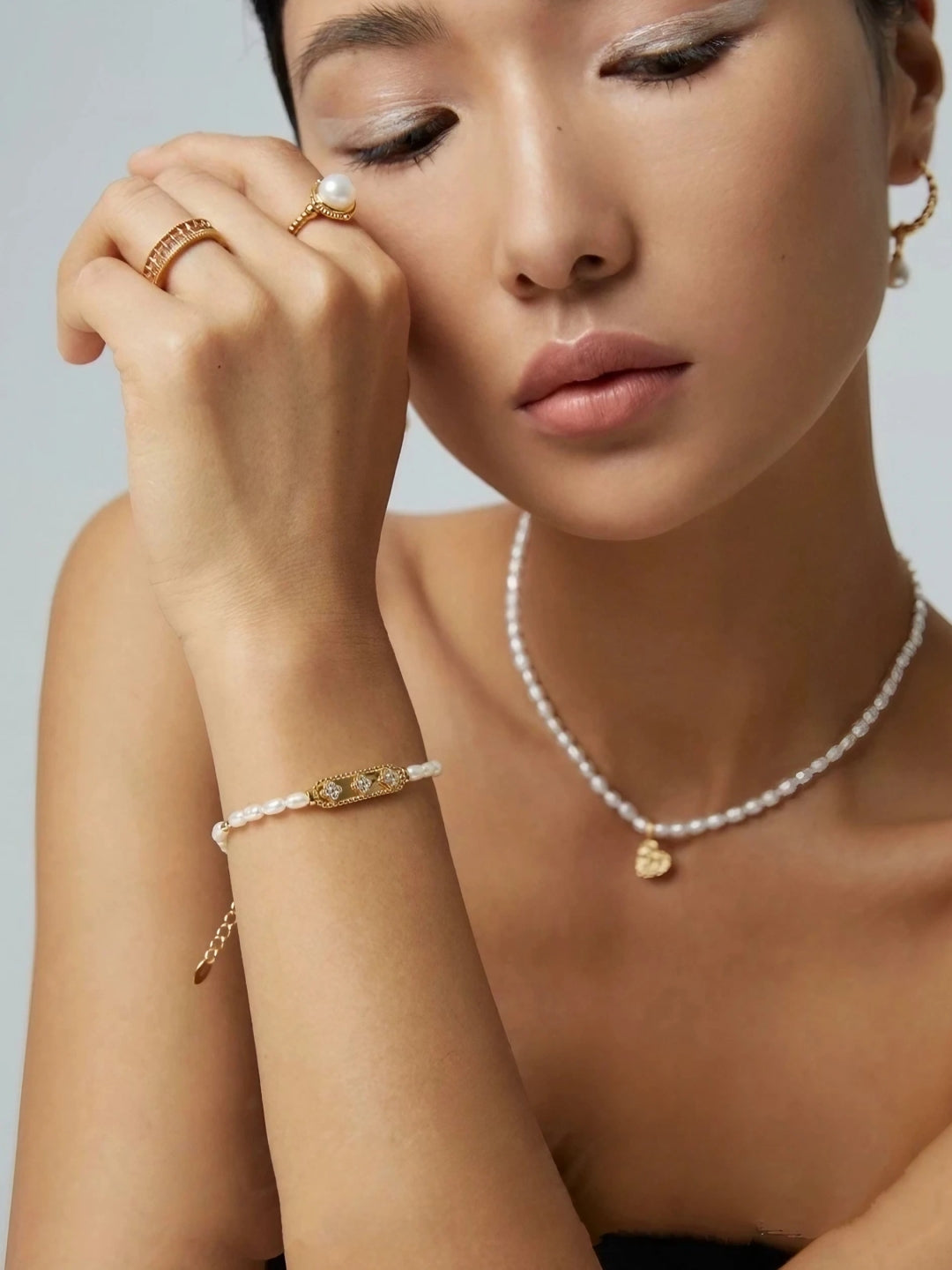 Aurora Lustra Pearl Bracelet-Bracelets-SoulAdorne