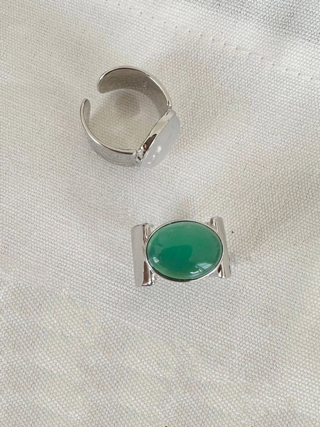 Glossy Oval Stone Ring-Rings-SoulAdorne