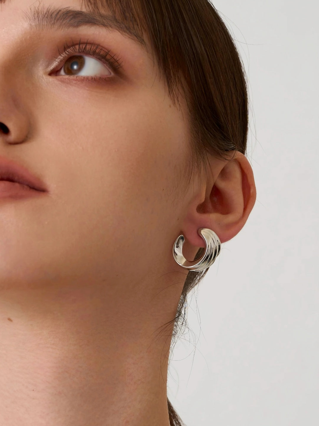 Sculptural Curve Hoop Earring-Earrings-SoulAdorne