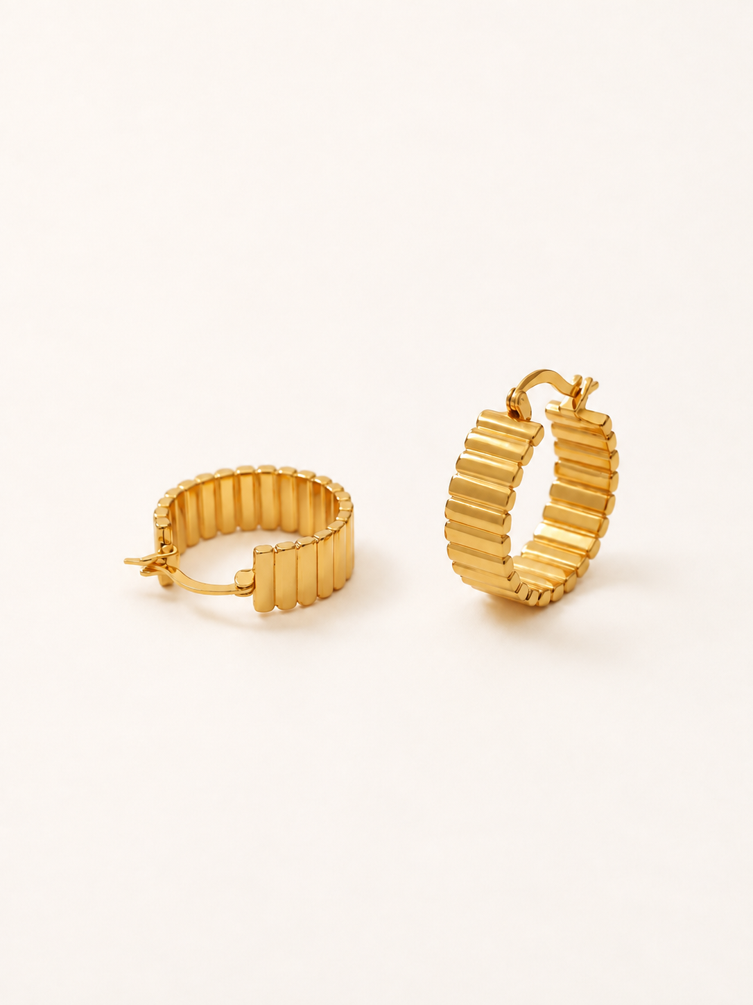 Ribbed Round Hoop Earrings