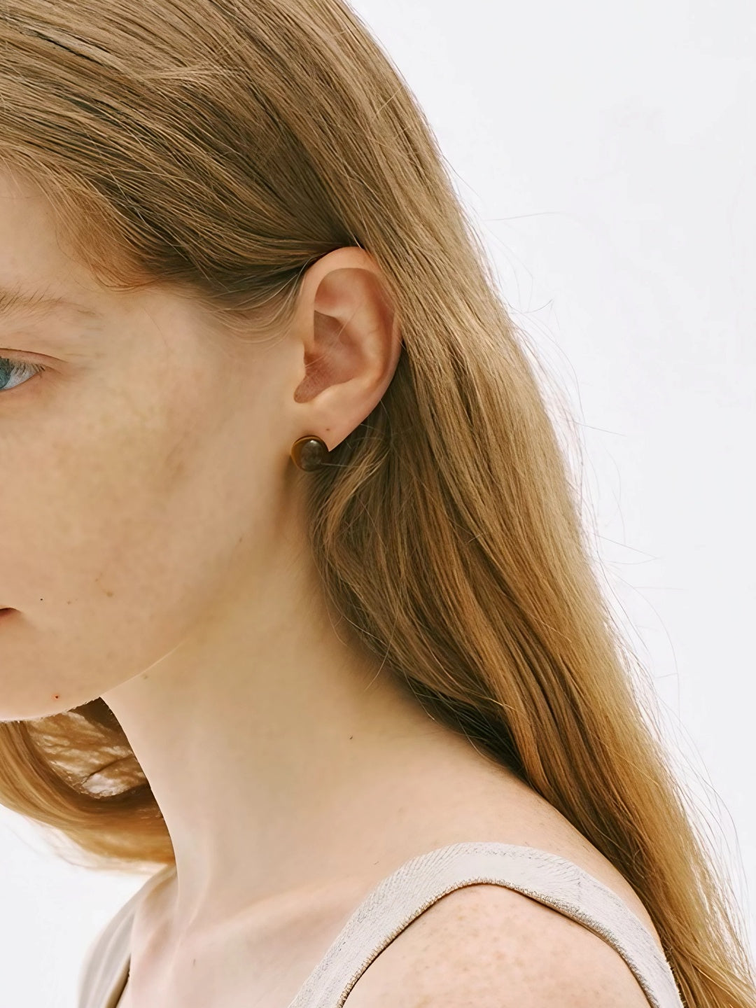 Vela Stud Earrings-Earrings-SoulAdorne