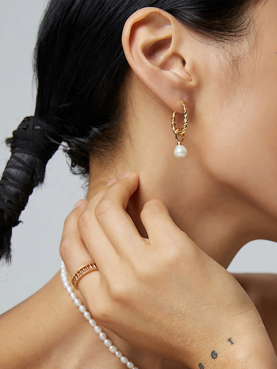 Elegant Pearl Teardrop Earrings-Earrings-SoulAdorne