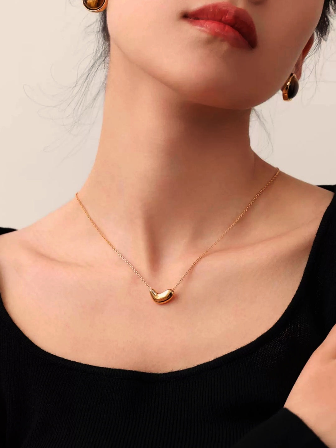 Liquid Luster Abstract Pendant-Necklaces-SoulAdorne
