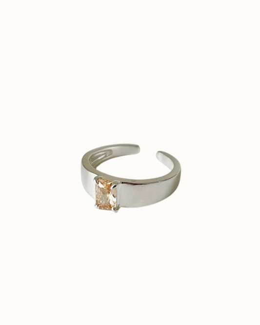 Minimal Gem Accent Ring