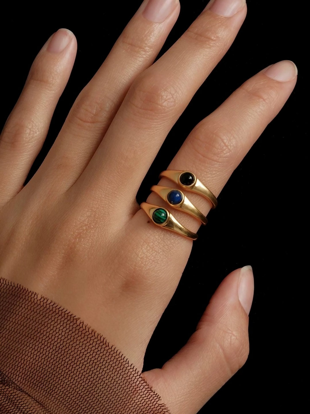 Minimal Stone Accent Ring