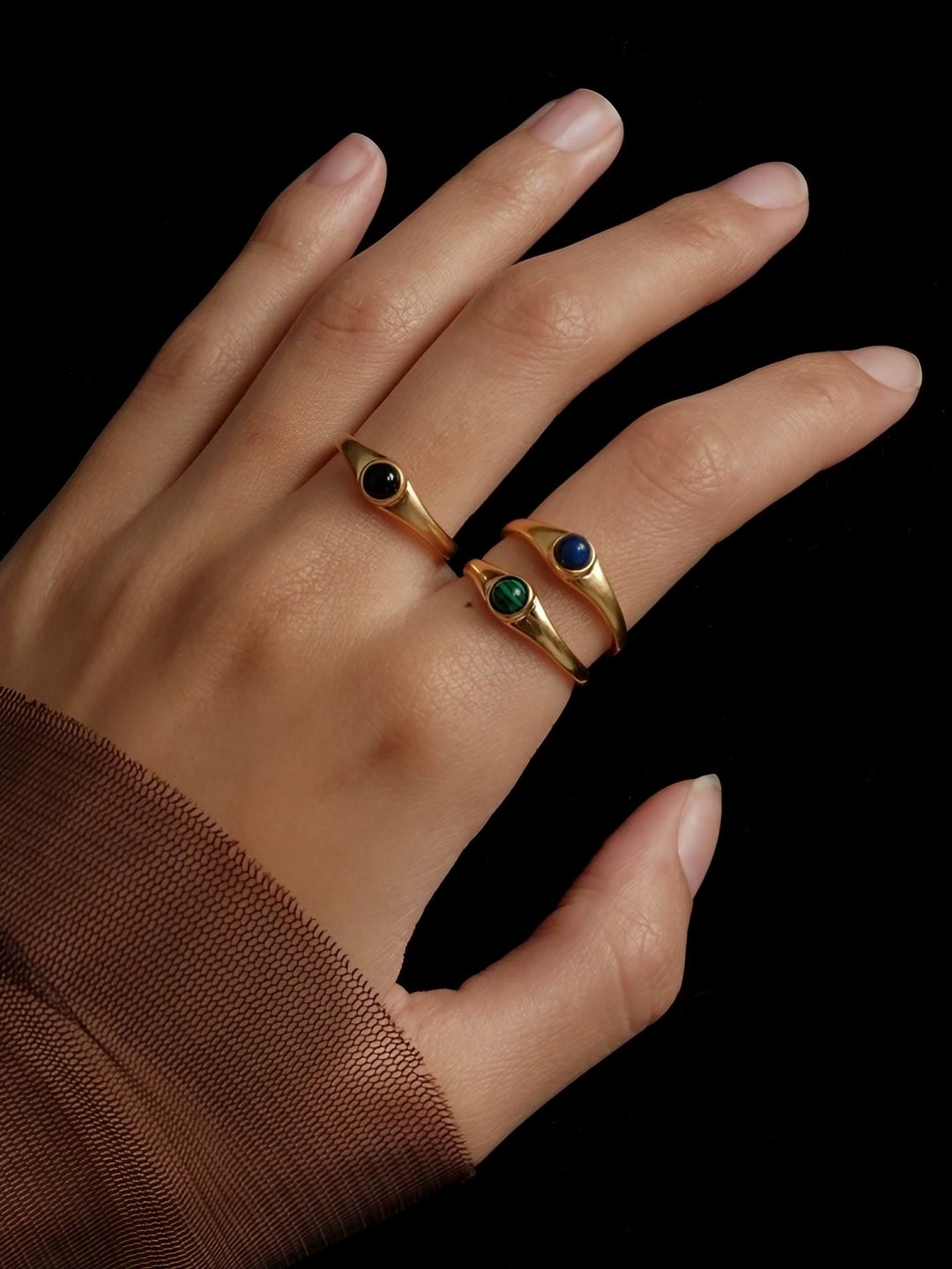 Minimal Stone Accent Ring