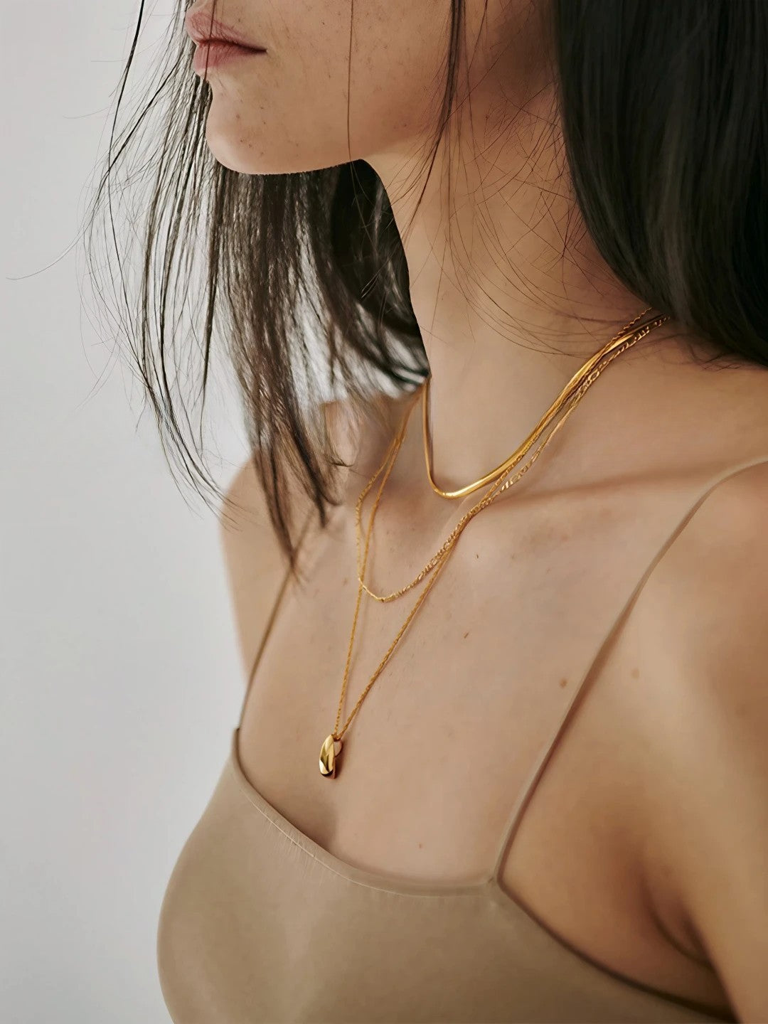Polished Oval Pendant Necklace-Necklaces-SoulAdorne