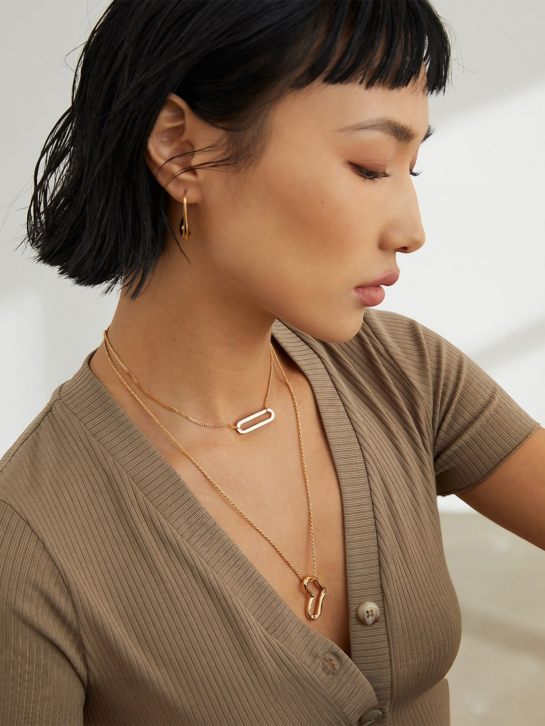 Minimalist Plate Pendant Necklace-Necklaces-SoulAdorne
